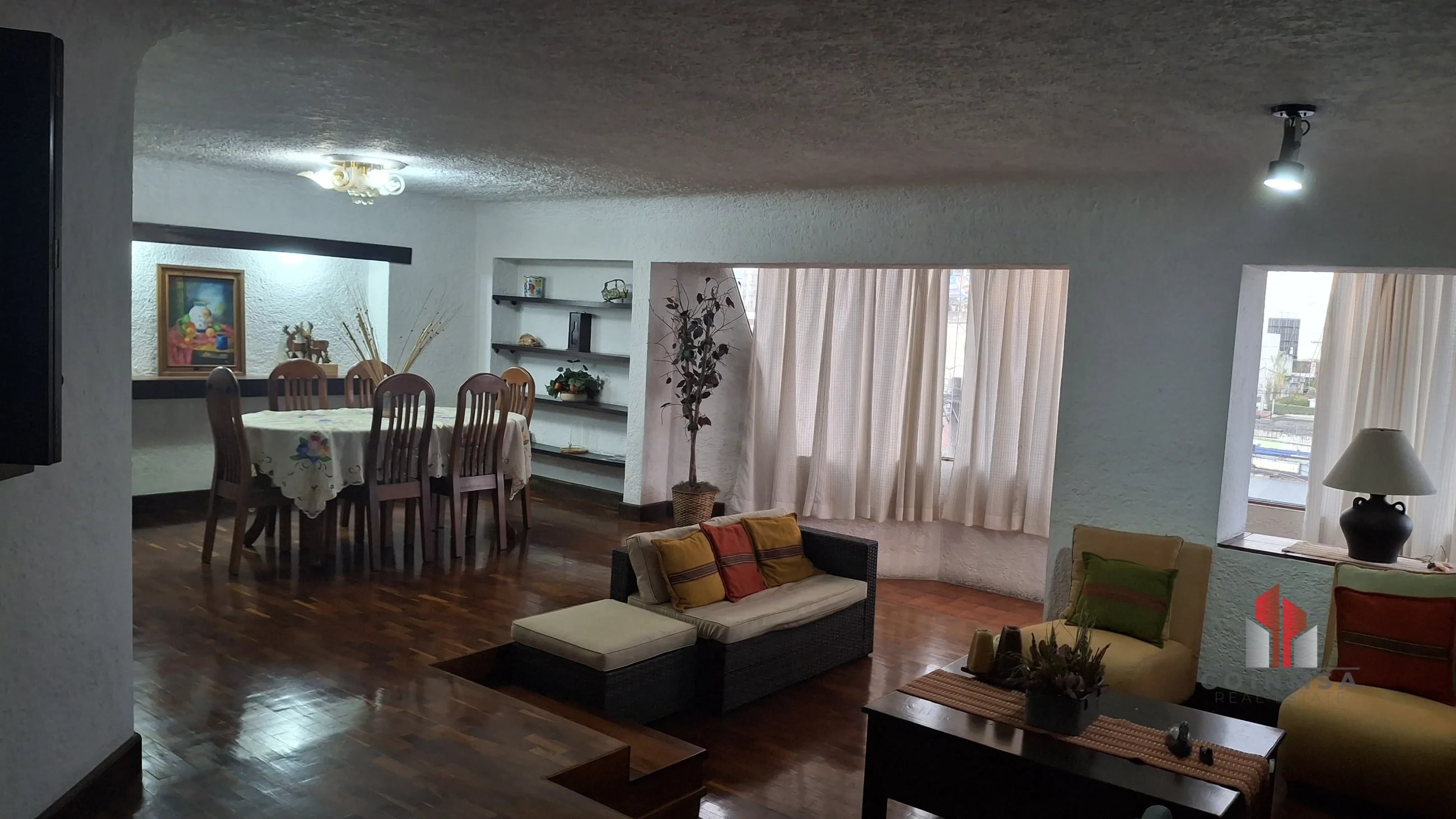 Apartamento amueblado en renta zona 10 / Las Cañas - 1