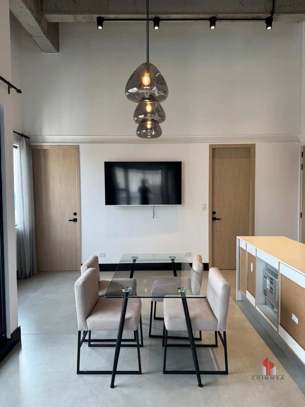 Apartamento amueblado en renta en zona 10 / Bonadiez - 2
