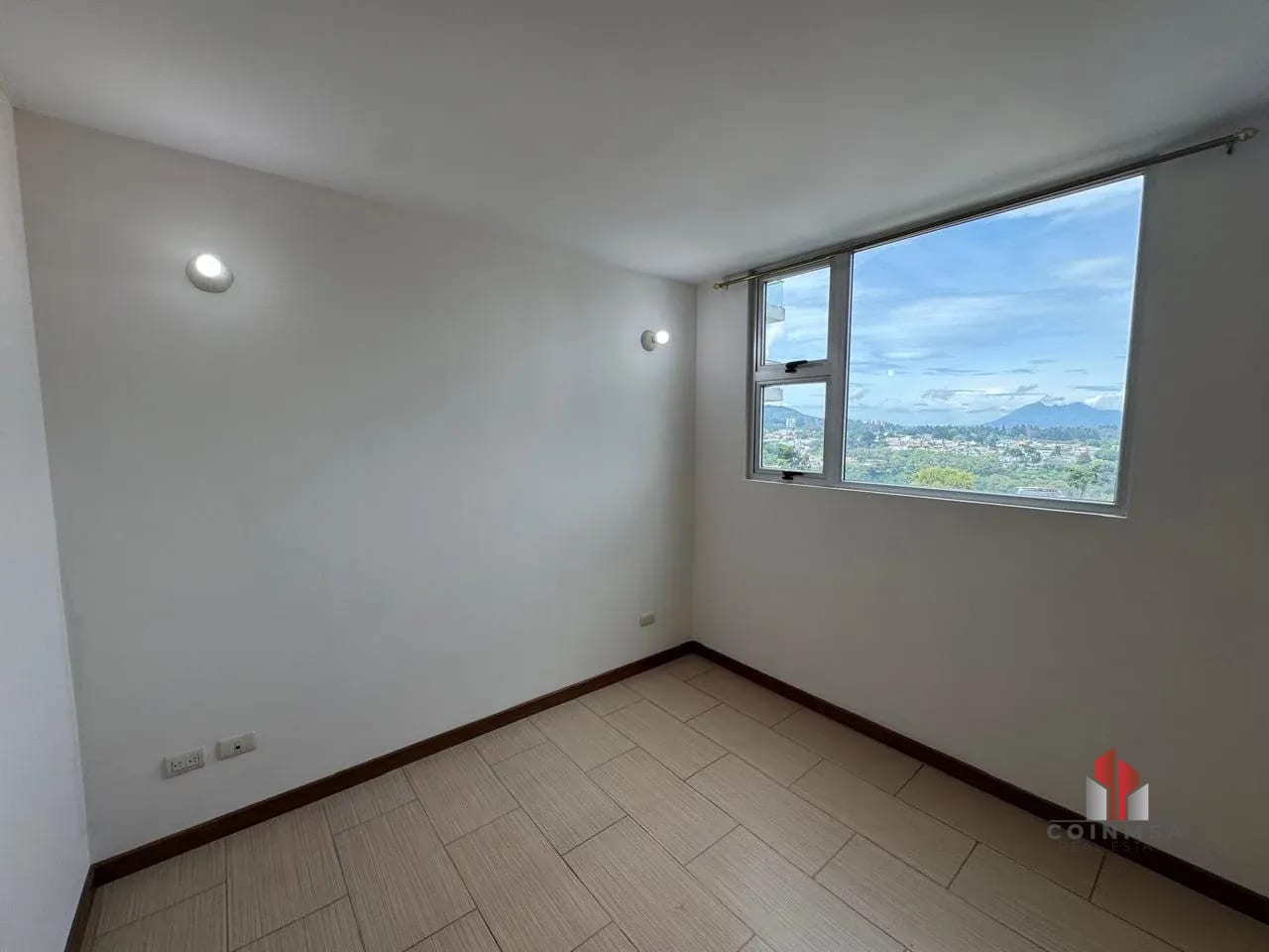 Apartamento en renta y venta zona 14 / Condado la Villa — Apartamento en Alquiler en Condado La Villa, Zona 14, Guatemala, Ciudad — foto 3 de 8