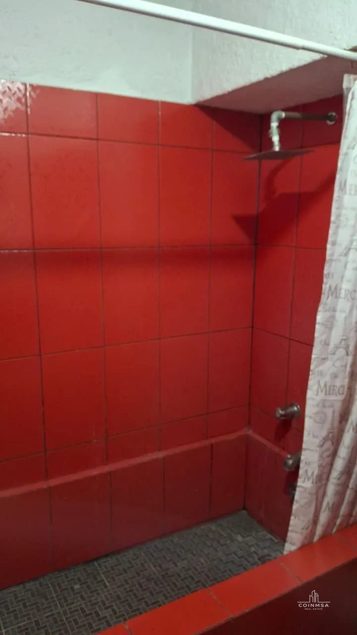 Apartamento semi-amueblado en Renta zona 10 — Apartamento en Alquiler en Santa Clara Las Cañas, Zona 10, Guatemala, Ciudad — foto 9 de 10