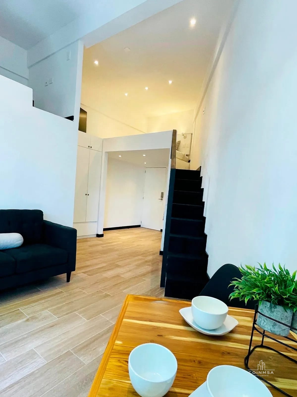 Renta de apartamento amueblado zona 10 — Apartamento en Alquiler en Zona 10, Guatemala, Ciudad — foto 1 de 12