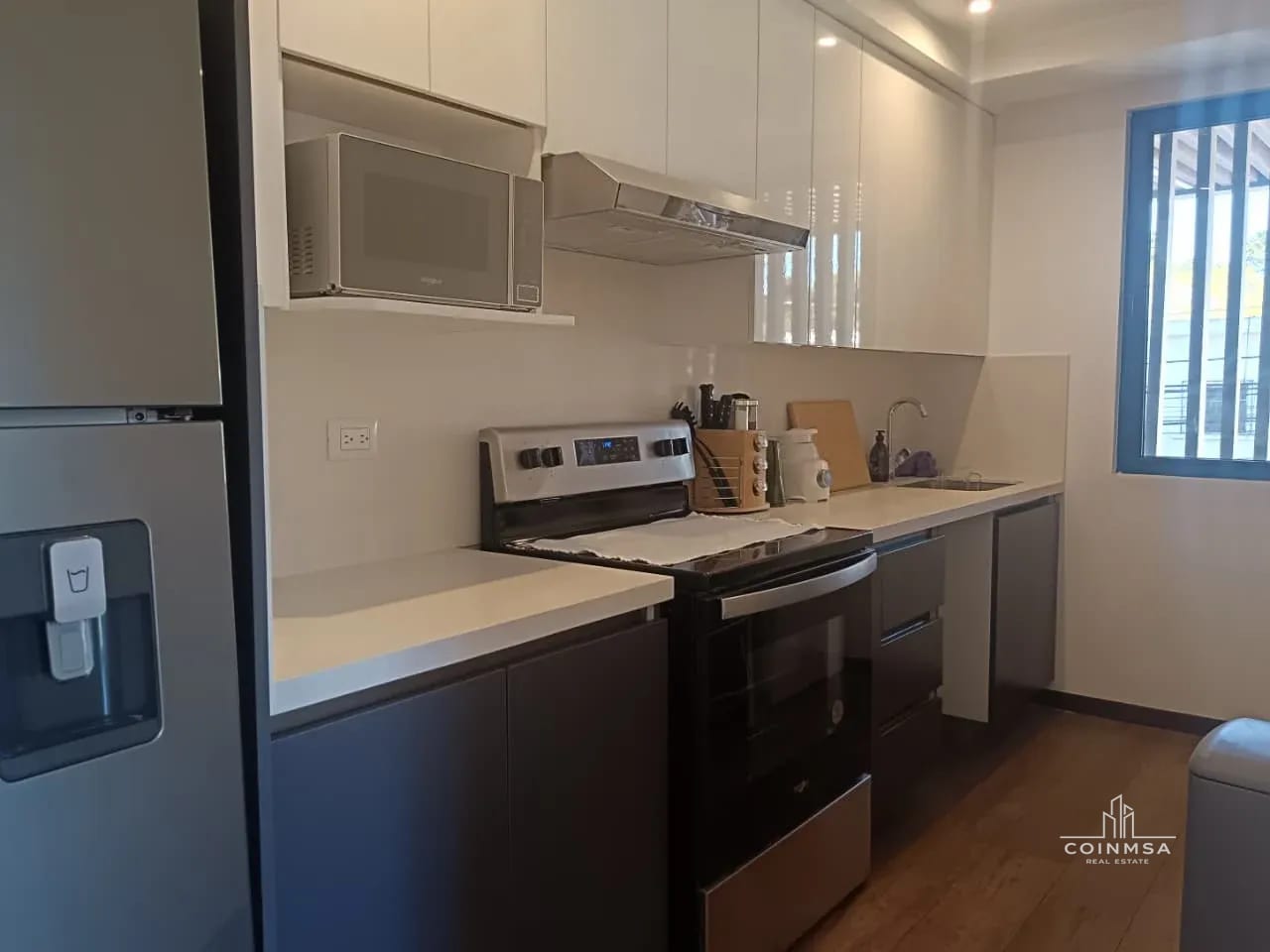 Apartamento amueblado en Renta zona 10 — Apartamento en Alquiler en Brunelo, Zona 10, Guatemala, Ciudad — foto 3 de 14