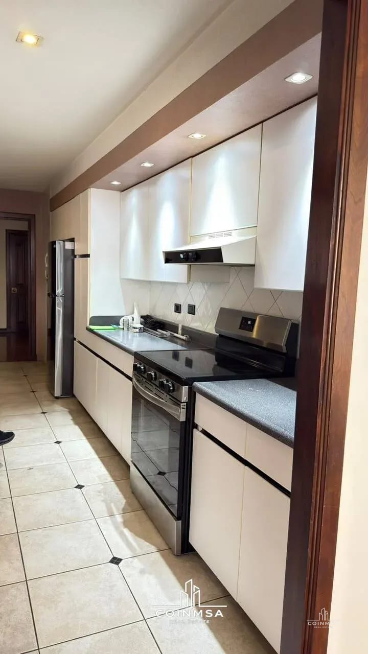 Apartamento en Renta zona 14 — Apartamento en Alquiler en Casa Alta, Zona 14, Guatemala, Ciudad — foto 3 de 15