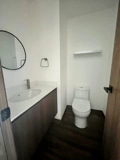 Zona 15 VH Alquilo lindo e iluminado apartamento para estrenar — Apartamento en Alquiler en Zona 15, Guatemala, Ciudad — foto 3 de 5