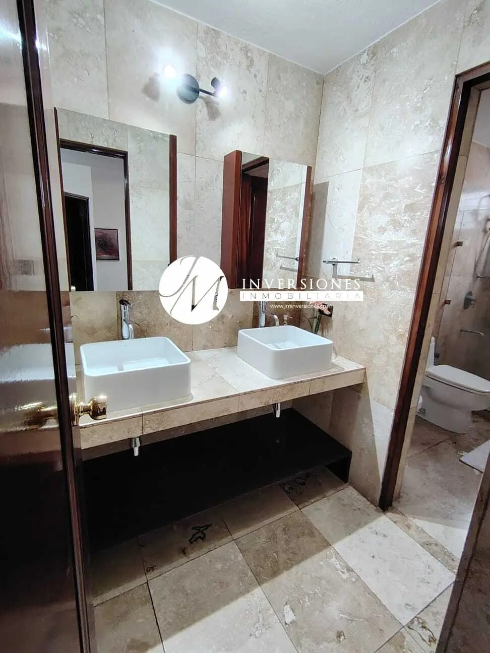 Apartamento amplio en venta zona 10 de 3 Dormitorios — Apartamento en Venta en Zona 10, Guatemala, Ciudad — foto 9 de 11