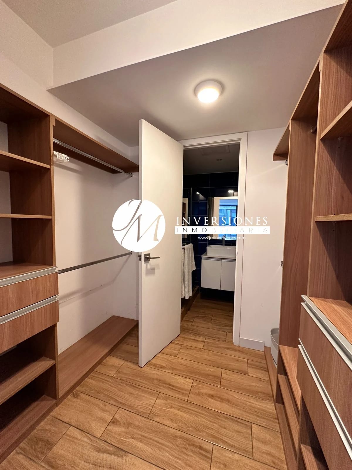 Apartamento en renta Amueblado en zona 4 — Apartamento en Alquiler en Zona 4, Guatemala, Ciudad — foto 7 de 11