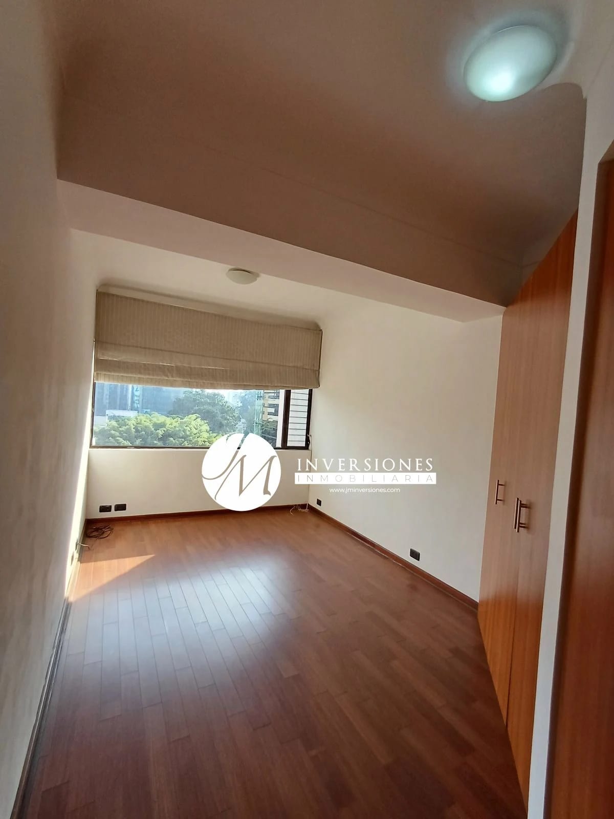 Apartamento en Renta de 2 Dormitorios en zona 14 — Apartamento en Venta en Zona 14, Guatemala, Ciudad — foto 4 de 7