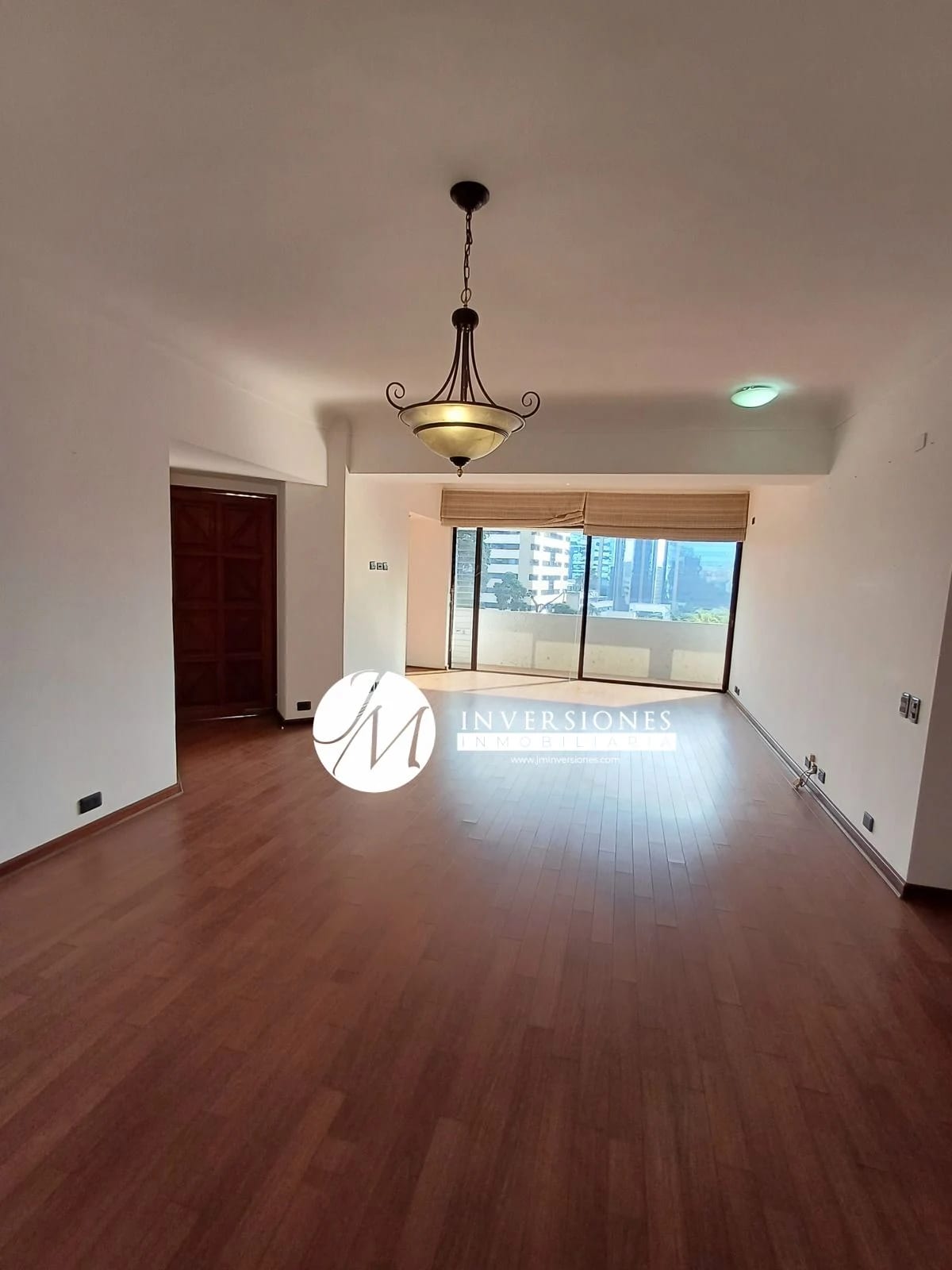 Apartamento en Renta de 2 Dormitorios en zona 14 — Apartamento en Venta en Zona 14, Guatemala, Ciudad — foto 1 de 7