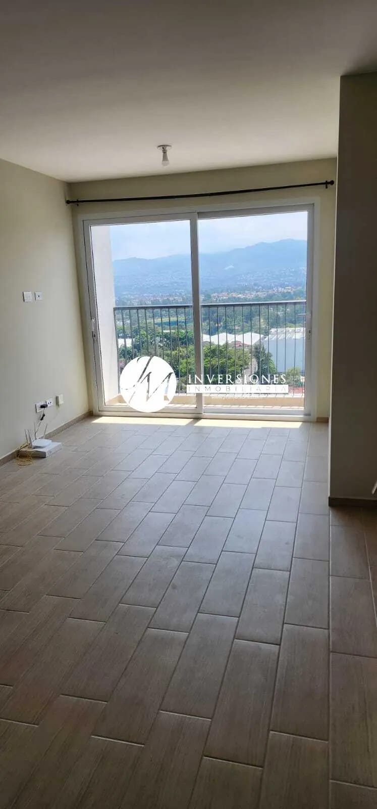 Apartamento en Renta de 2 Dormitorios en Zona 12 — Apartamento en Alquiler en Zona 12, Guatemala, Ciudad — foto 1 de 10