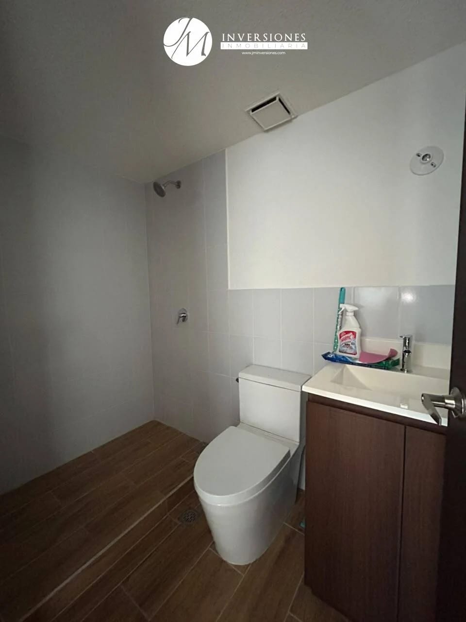 Apartamento en Renta dentro de Condominio en zona 1 — Apartamento en Alquiler en Zona 1, Guatemala, Ciudad — foto 4 de 8