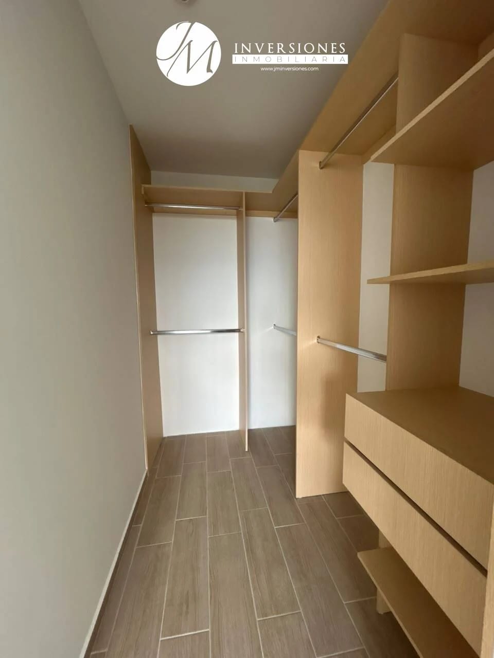 Apartamento en Venta de 2 Dormitorios en zona 12 — Apartamento en Venta en Andares Doce, Zona 12, Guatemala, Ciudad — foto 7 de 17