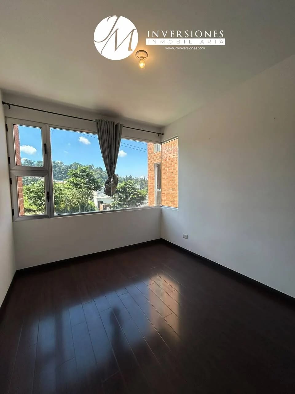 Apartamento en Venta de 3 Dormitorios en zona 16 — Apartamento en Venta en Zona 16, Guatemala, Ciudad — foto 2 de 17