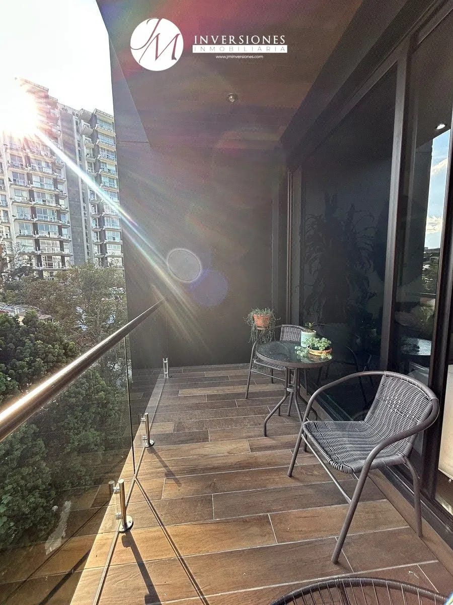 Apartamento en renta amueblado de 3 dormitorios en zona 10 — Apartamento en Alquiler en Zona 10, Guatemala, Ciudad — foto 3 de 17
