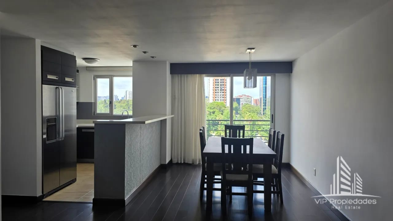 Catania. Apartamento amueblado en zona 14.¡Excelente ubicación! — Apartamento en Alquiler en Catania, Zona 14, Guatemala, Ciudad — foto 1 de 10