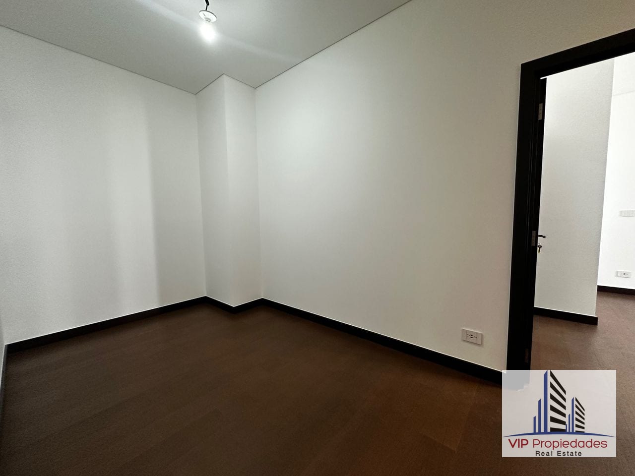 Zona 16, amplio apartamento en alquiler — Apartamento en Alquiler en Nogales de Cayalá, Zona 16, Guatemala, Ciudad — foto 8 de 17