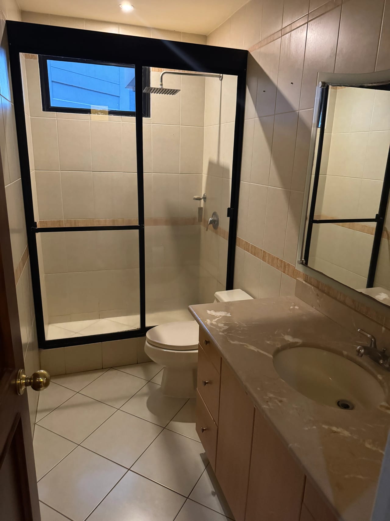 Apartamento Zona 14 — Apartamento en Alquiler en Real de Las Américas, Zona 14, Guatemala, Ciudad — foto 14 de 17