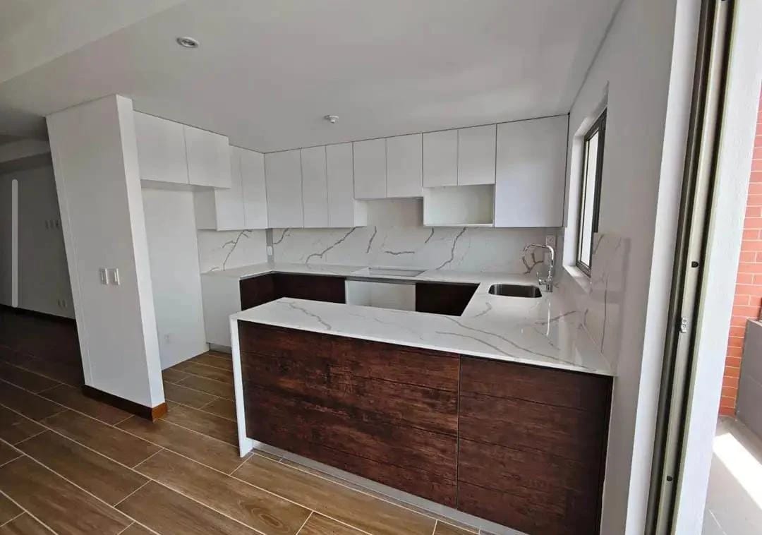 Apartamento en zona exclusiva en zona 14 — Apartamento en Alquiler en Zona 14, Guatemala, Ciudad — foto 5 de 10