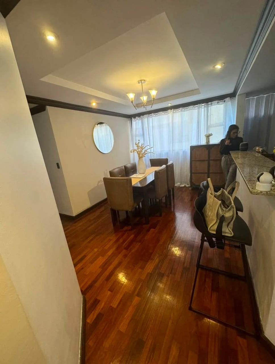 Apartamento Amplio en zona 14 — Apartamento en Alquiler en Zona 14, Guatemala, Ciudad — foto 5 de 6