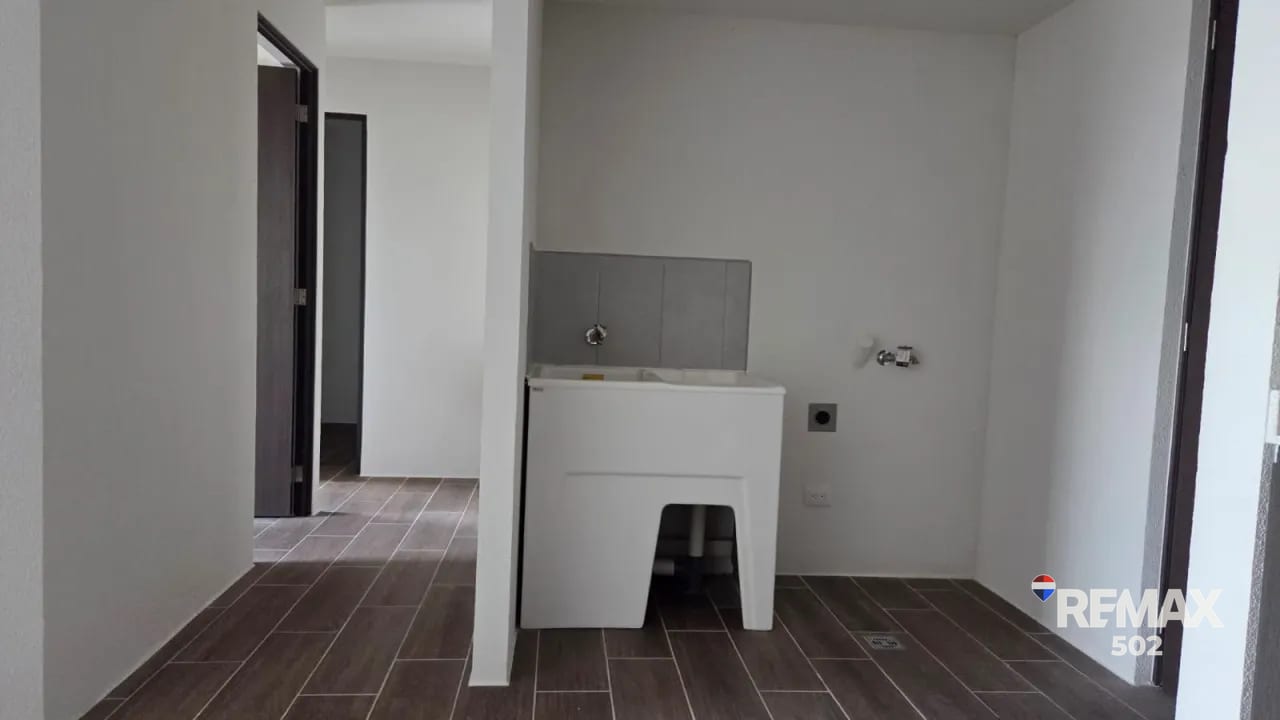 Apartamento en Renta Cumbres del Pedregal z. 6 — Apartamento en Alquiler en Zona 6, Guatemala, Ciudad — foto 3 de 13