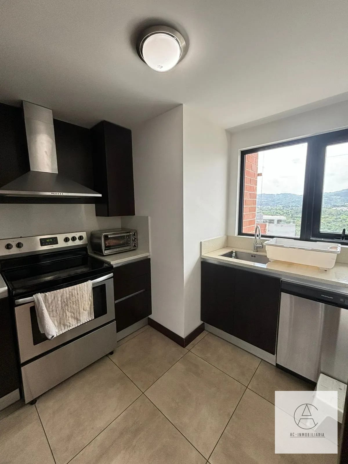 Apartamento en Renta, Lantana zona 14 — Apartamento en Alquiler en Lantana, Zona 14, Guatemala, Ciudad — foto 15 de 17