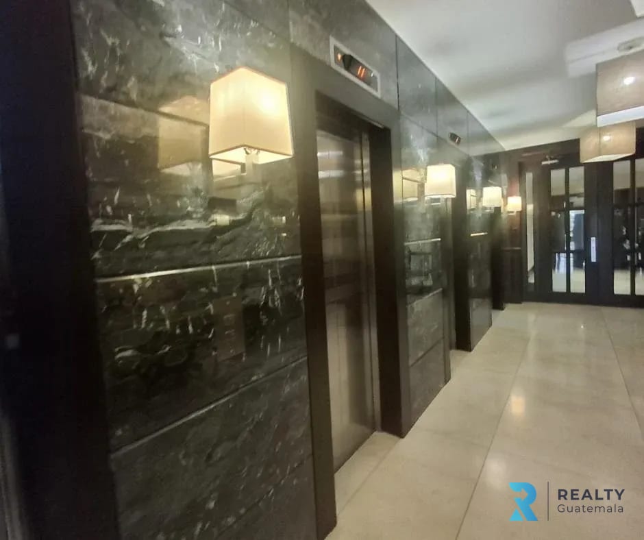 RENTO Apartamento Amueblado Edificio Santa María, zona 10 — Apartamento en Alquiler en Zona 10, Guatemala, Ciudad — foto 13 de 14