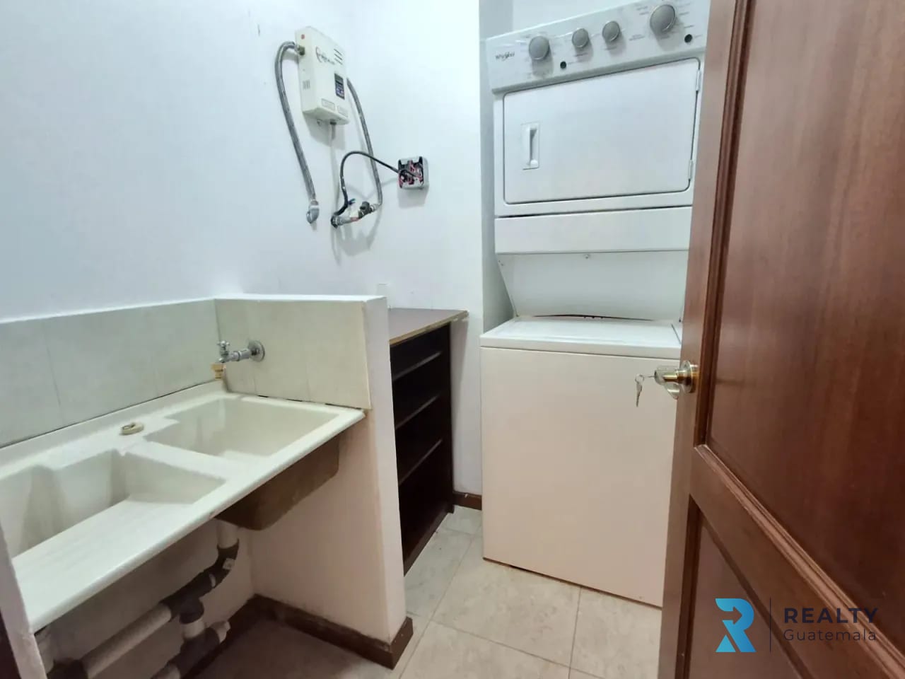 RENTO Apartamento Torre del Valle 2, Zona 10 — Apartamento en Alquiler en Torre Del Valle, Zona 10, Guatemala, Ciudad — foto 13 de 16