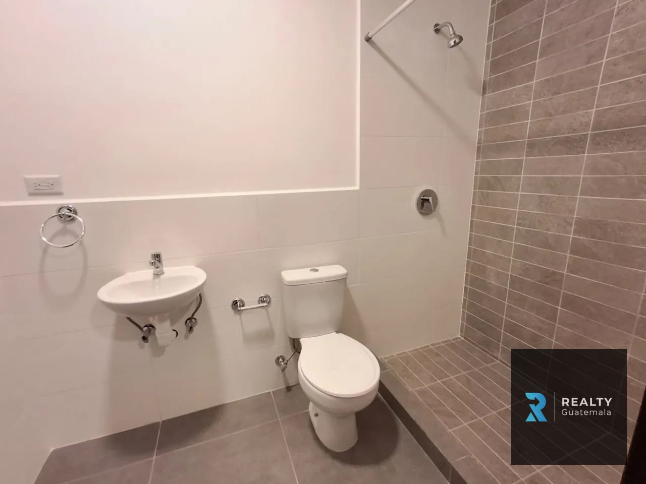 RENTO Apartamento Lirios IV, Cayalá, Zona 16 — Apartamento en Alquiler en Zona 16, Guatemala, Ciudad — foto 6 de 15