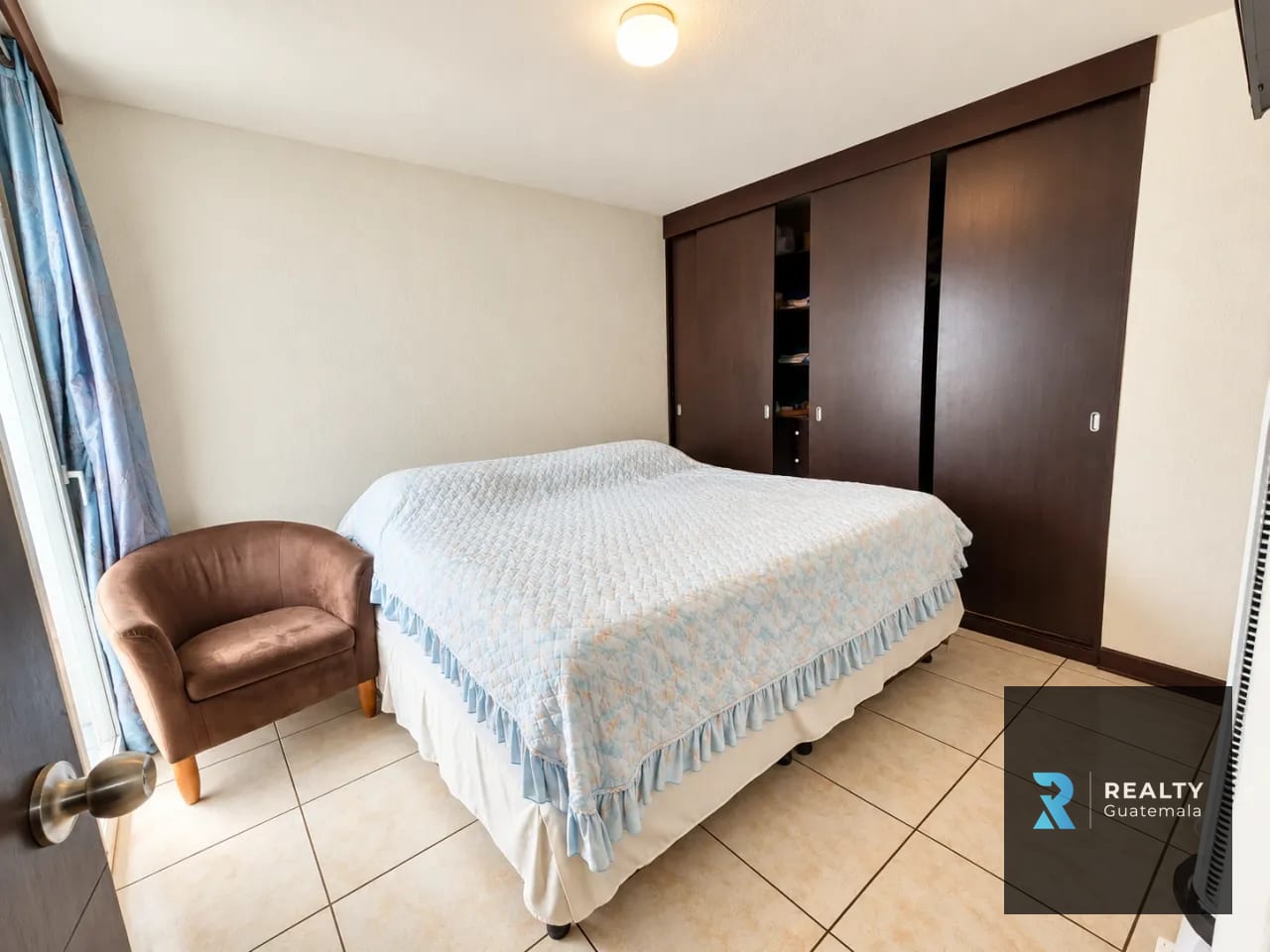 Vendo Apartamento Alta Vista, Naranjo Mixco — Apartamento en Venta en Alta Villa el Naranjo, Zona 11 Mixco, Guatemala, Ciudad — foto 6 de 10