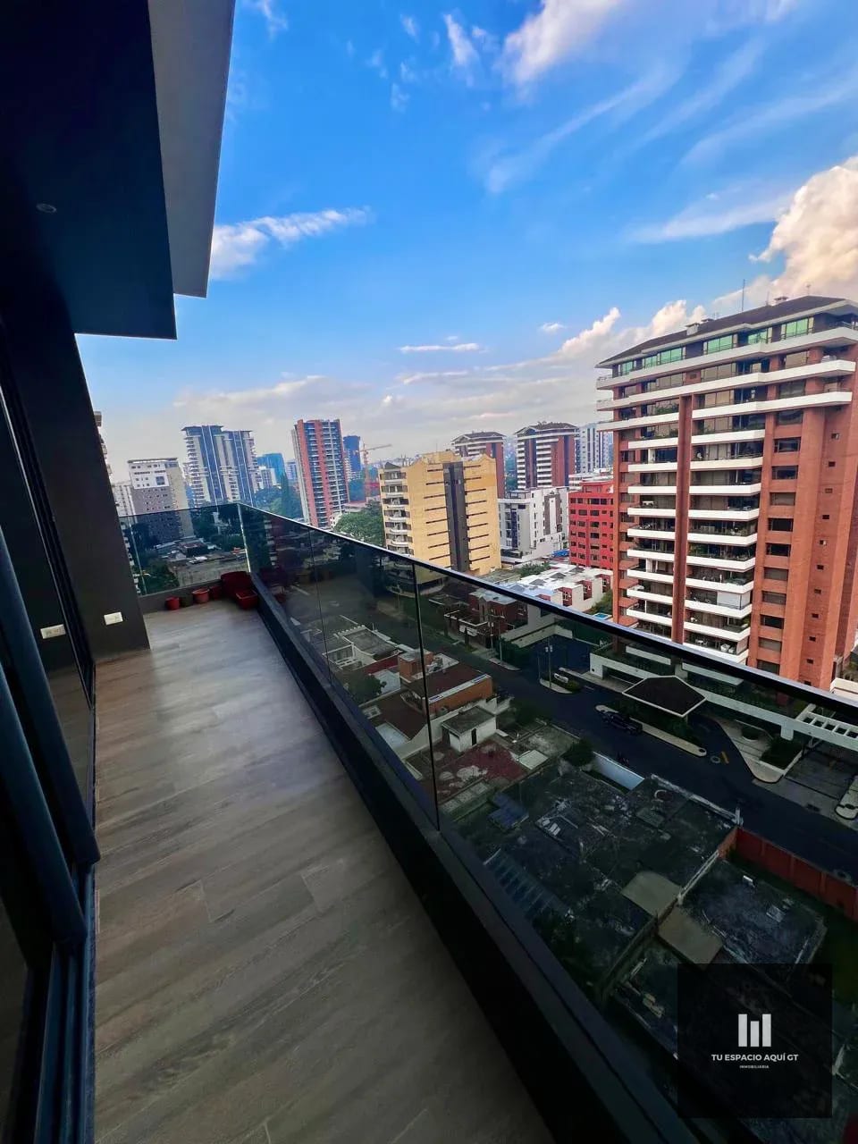 Precioso Apartamento Amueblado De LujoEn Renta En Zona 14 — Apartamento en Alquiler en Santa Inés, Zona 14, Guatemala, Ciudad — foto 11 de 11