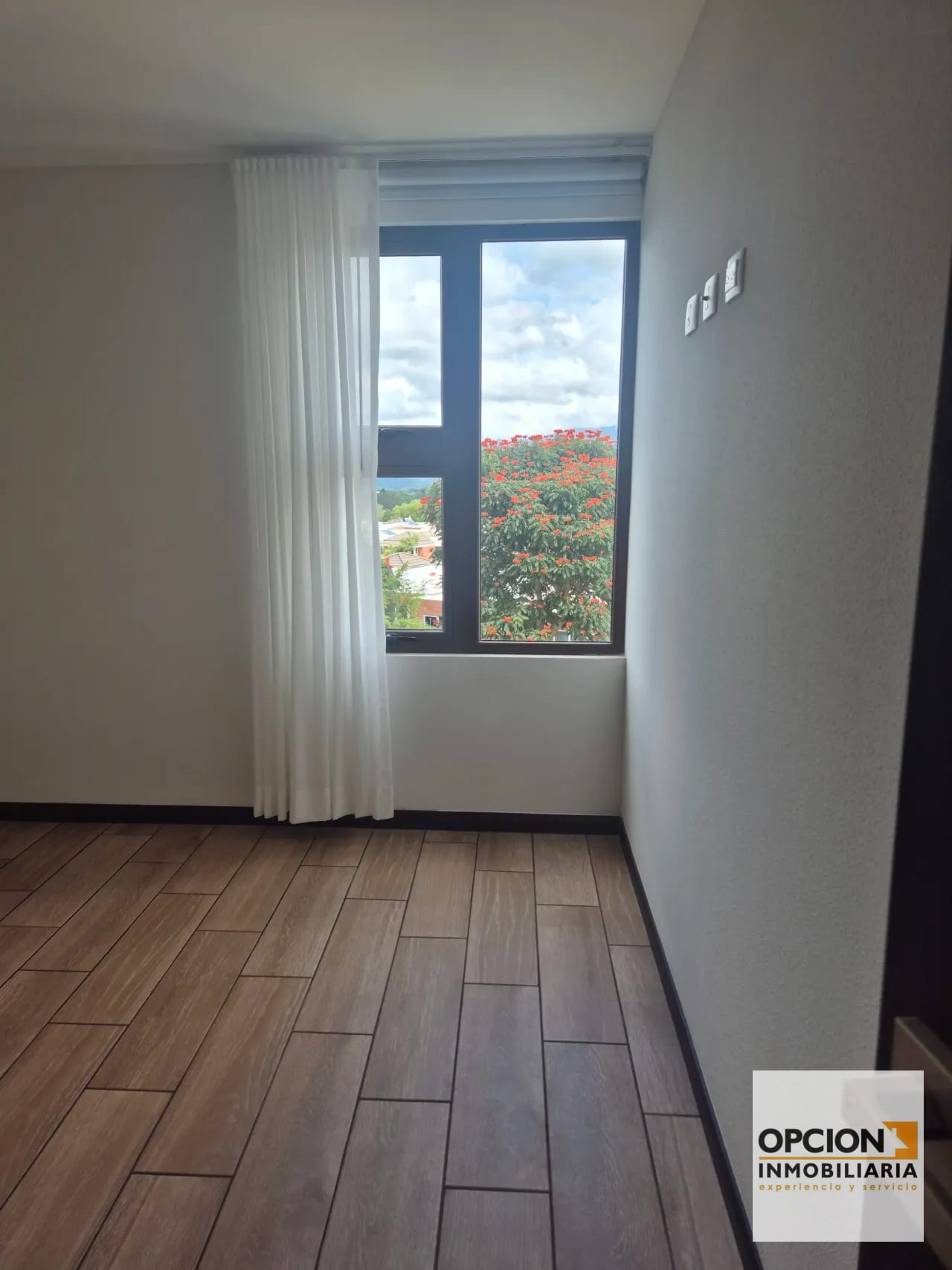 Rento Apartamento Z. 16 San Isidro 2021 T4 (copia) — Apartamento en Alquiler en San Isidro 20/21, Zona 16, Guatemala, Ciudad — foto 5 de 12