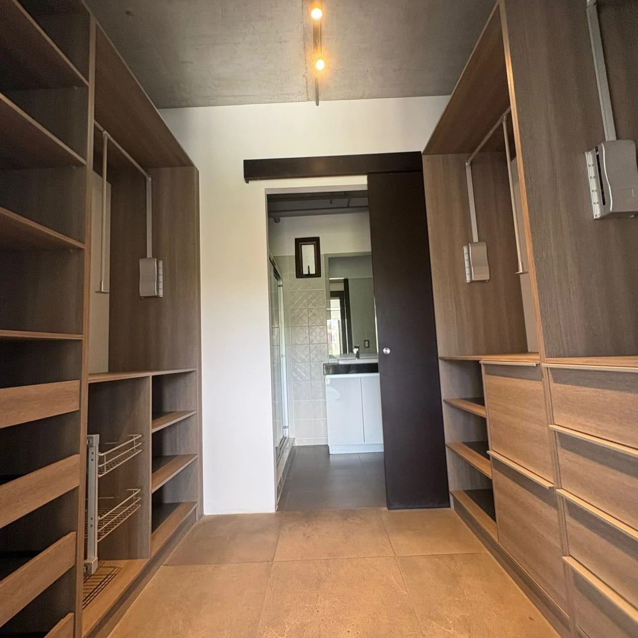 APARTAMENTO EN SHIFT CAYALÁ ZONA 16 – 2 HAB, 2 PARQUEOS — Apartamento en Alquiler en shift cayala, Zona 16, Guatemala, Ciudad — foto 5 de 17