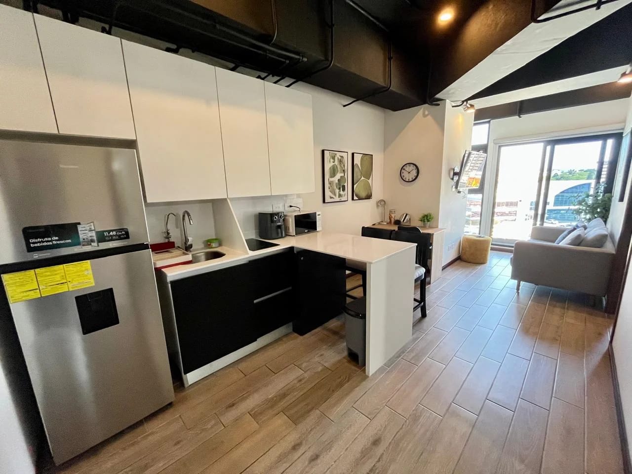 APARTAMENTO AMUEBLADO EN VENTA EDIFICIO SEPTIMO ZONA 4 — Apartamento en Venta en Séptimo, Zona 4, Guatemala, Ciudad — foto 6 de 13