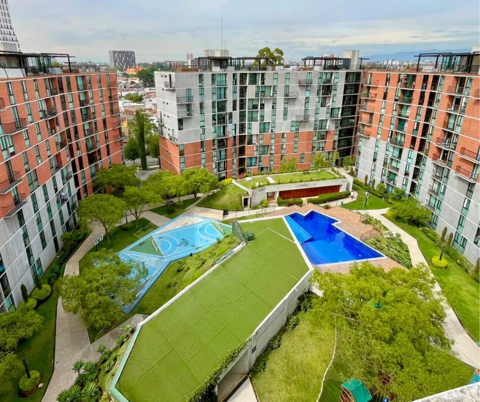 APARTAMENTO AMUEBLADO EN VENTA ZONA 11 EDIFICIO MARISCAL UNO UNO — Apartamento en Venta en Mariscal Uno Uno, Zona 11, Guatemala, Ciudad — foto 1 de 14