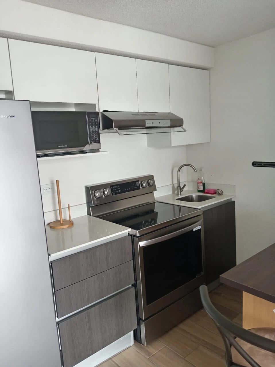 Alquiler de apartamento en zona 02 Bossen, amueblado de 2 dormitorios — Apartamento en Alquiler en Bossen, Zona 2, Guatemala, Ciudad — foto 3 de 13