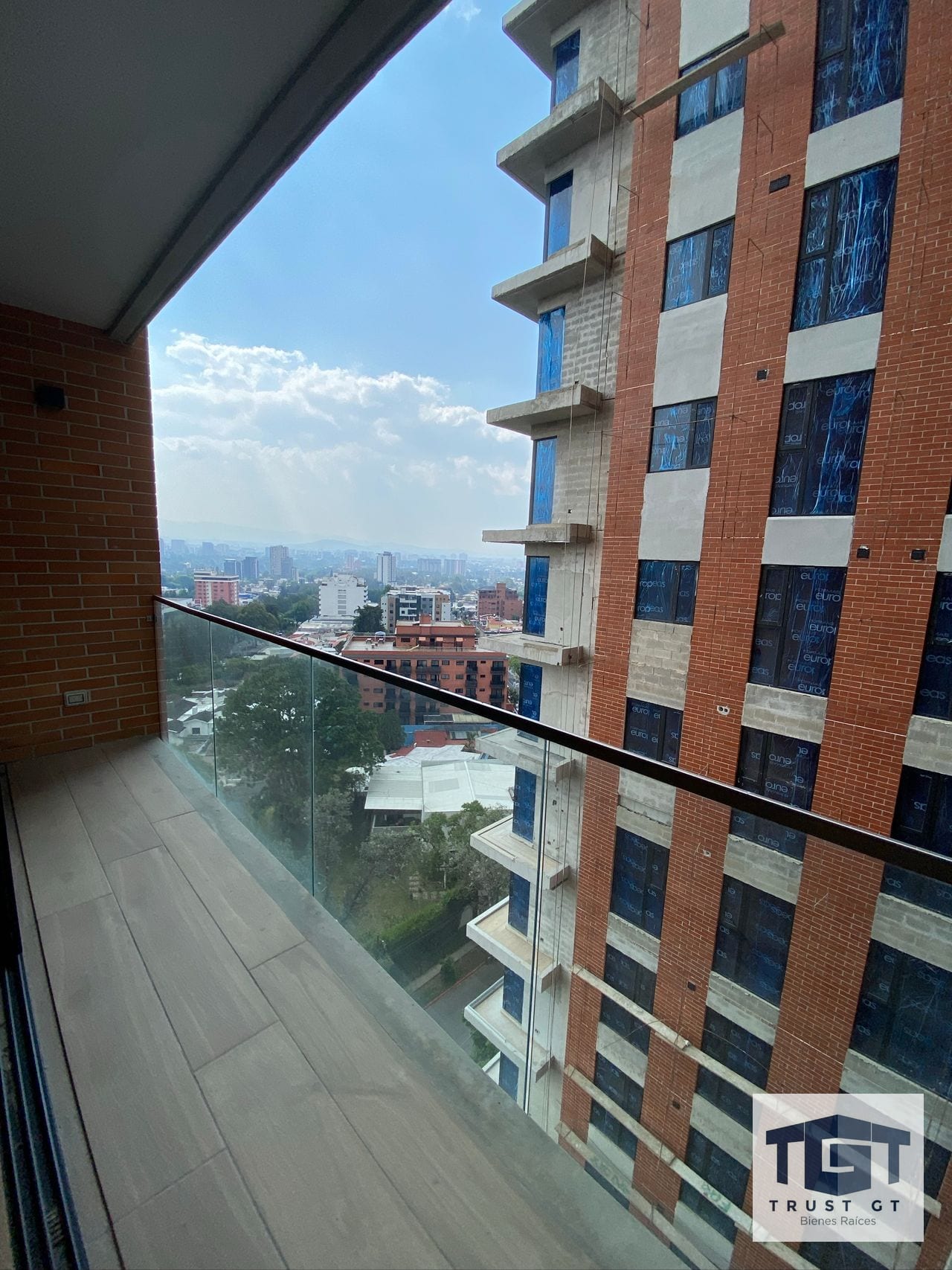 Apartamento en renta zona 15 VH1 — Apartamento en Alquiler en Baden, Zona 15, Guatemala, Ciudad — foto 1 de 7