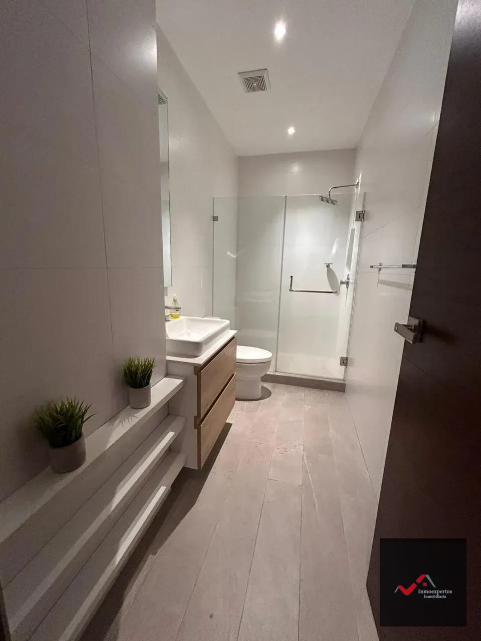 APARTAMENTO EN VENTA EDIFICIO VHISTA ZONA 15 — Apartamento en Venta en Vista Hermosa II, Zona 15, Guatemala, Ciudad — foto 9 de 17
