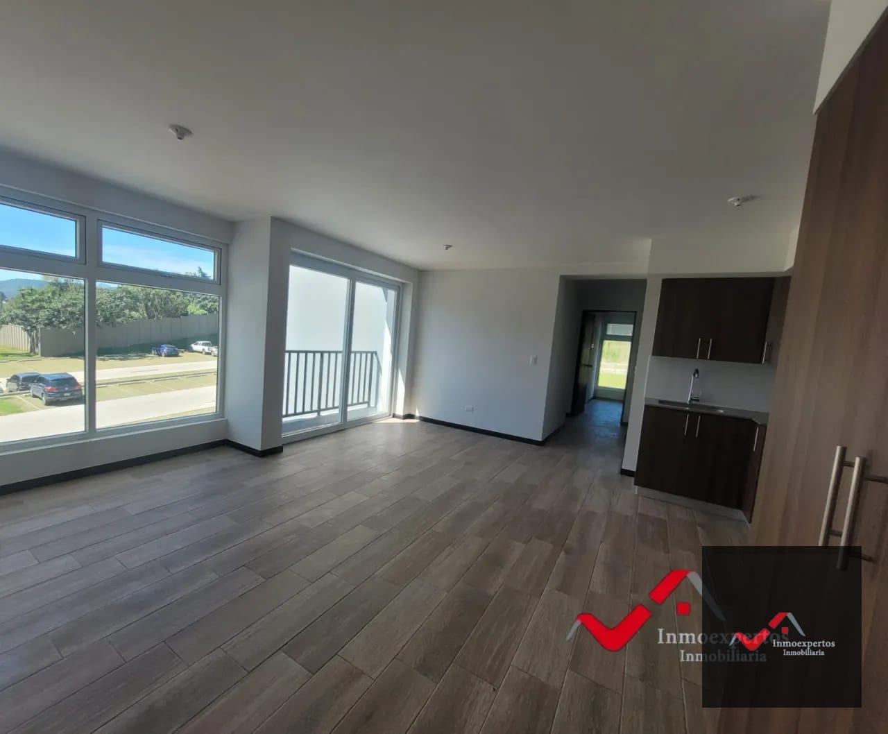 APARTAMENTO EN VENTA ZONA 1 MIXCO — Apartamento en Venta en Sakai, Zona 1 Mixco, Guatemala, Ciudad — foto 1 de 12