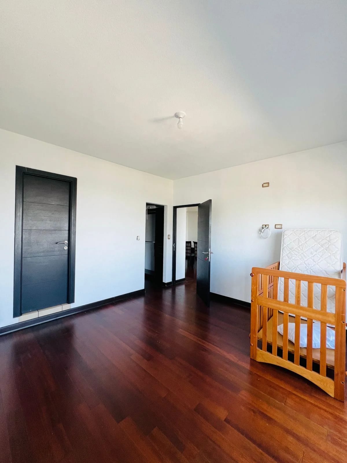 Vendo apartamento en zona 16 Las Vistas — Apartamento en Venta en La Vista, Zona 16, Guatemala, Ciudad — foto 4 de 7
