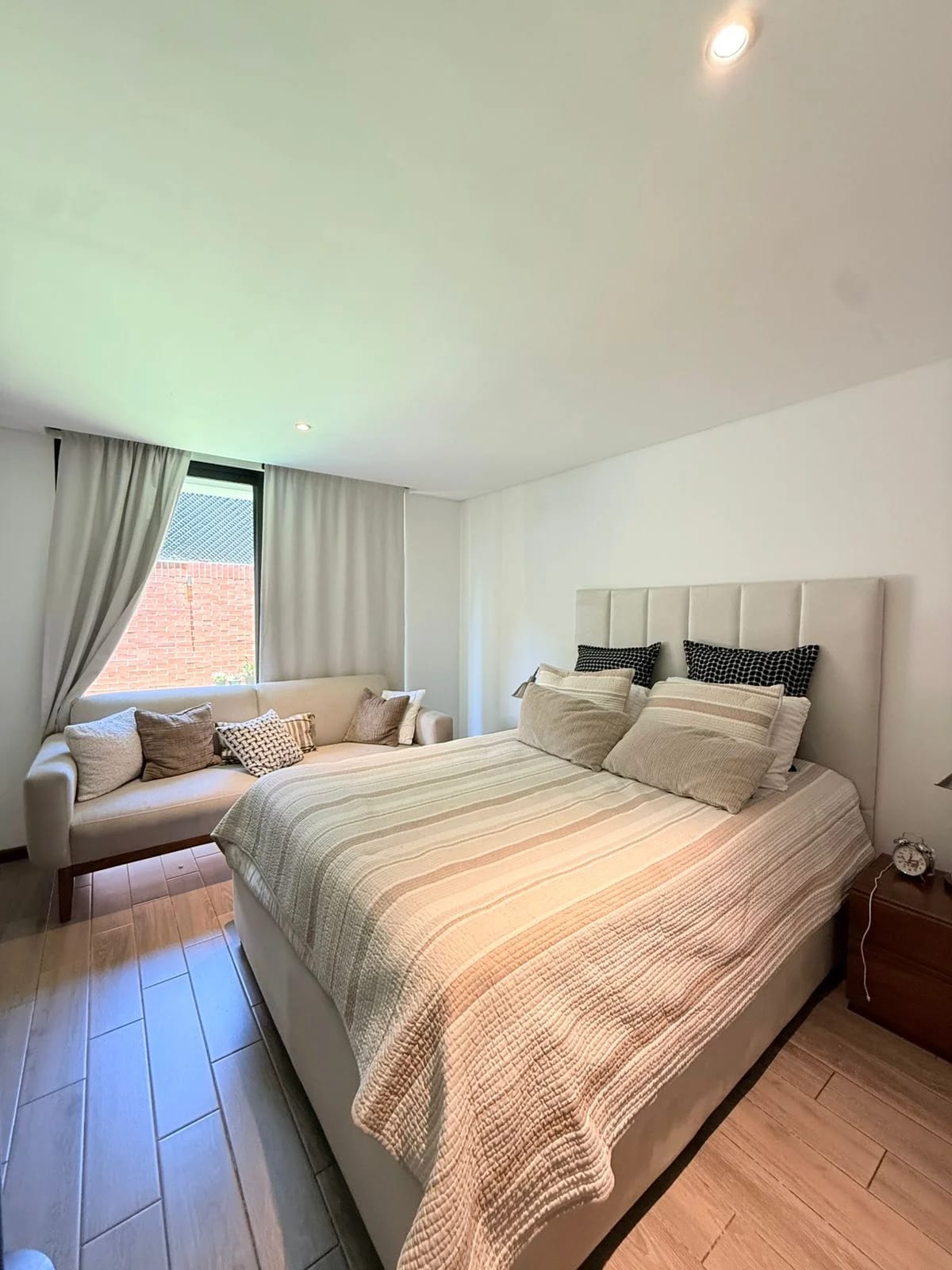 Vendo amplio y moderno apartamento en Z.13 cerca de Ave. Las Américas — Apartamento en Venta en Inara Americas, Zona 13, Guatemala, Ciudad — foto 3 de 8
