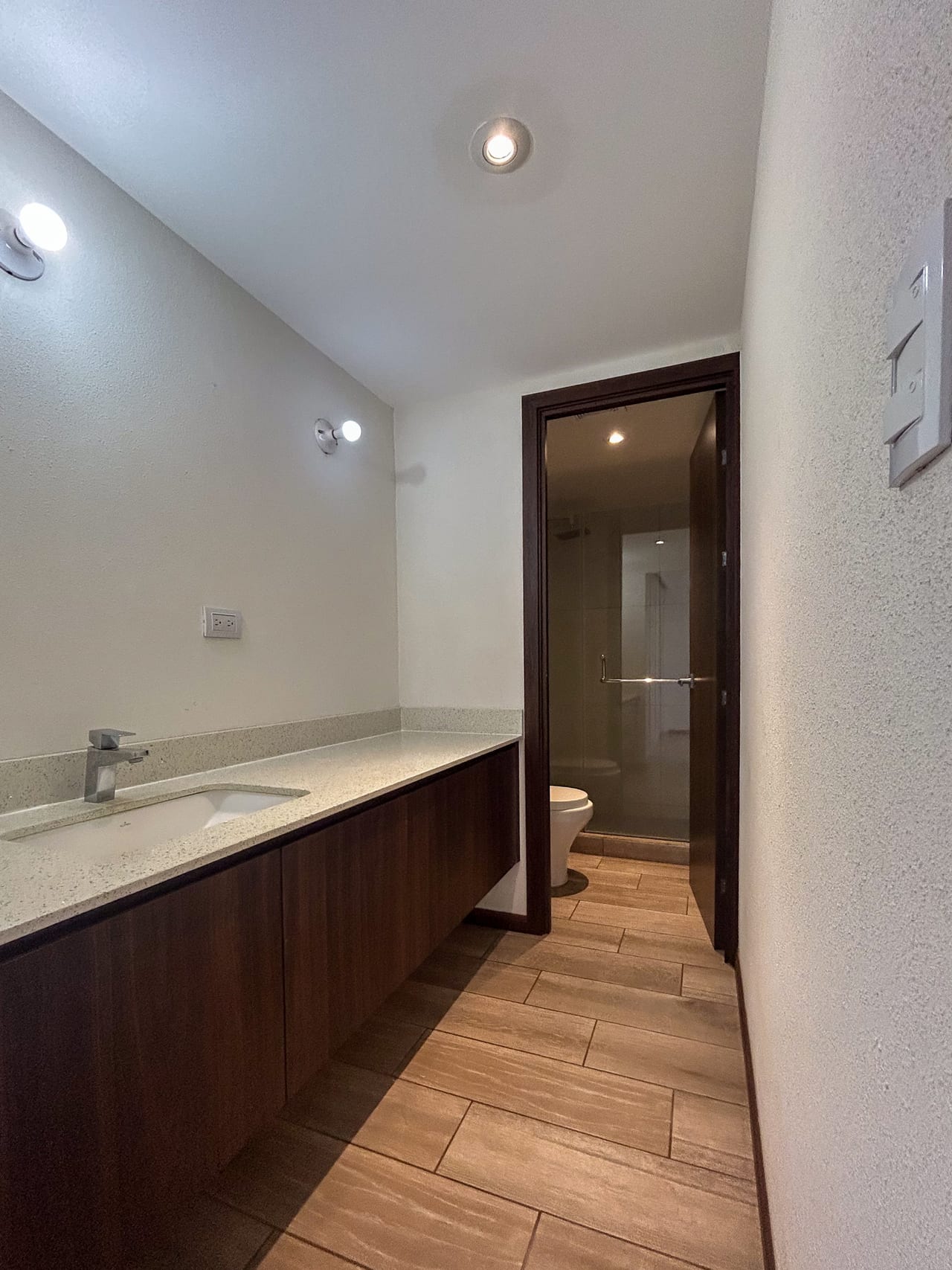 En Venta Apartamento con Jardín San Isidro 2021, Zona 16 — Apartamento en Venta en Zona 16, Guatemala, Ciudad — foto 12 de 12