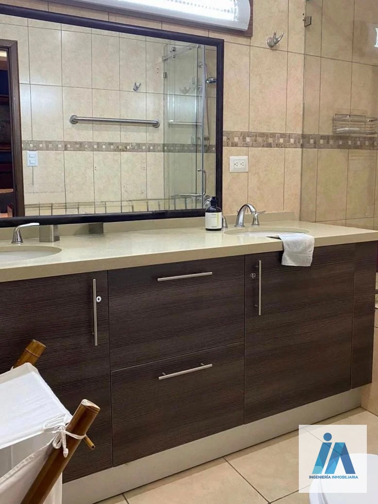APARTAMENTO EN VENTA 📍 Edificio Cero Diez, Zona 15 VH2 - 7