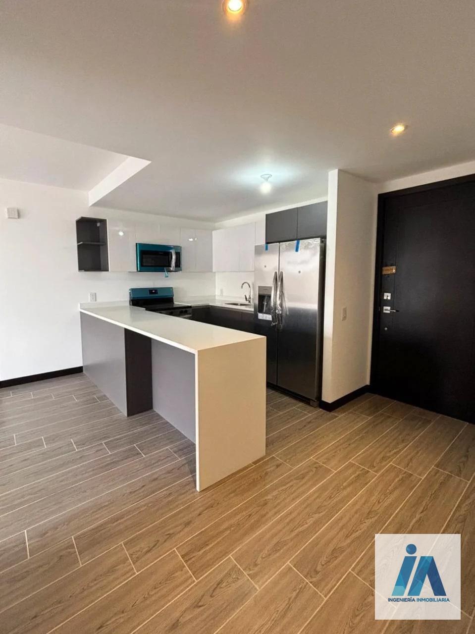 APARTAMENTO EN ALQUILER 📍Edificio Alena, Zona 15 VH II - 3
