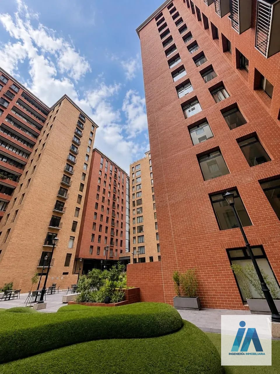 APARTAMENTO EN ALQUILER 📍 Edificio Céntrico, Zona 5 — Apartamento en Alquiler en Zona 5, Guatemala, Ciudad — foto 13 de 17