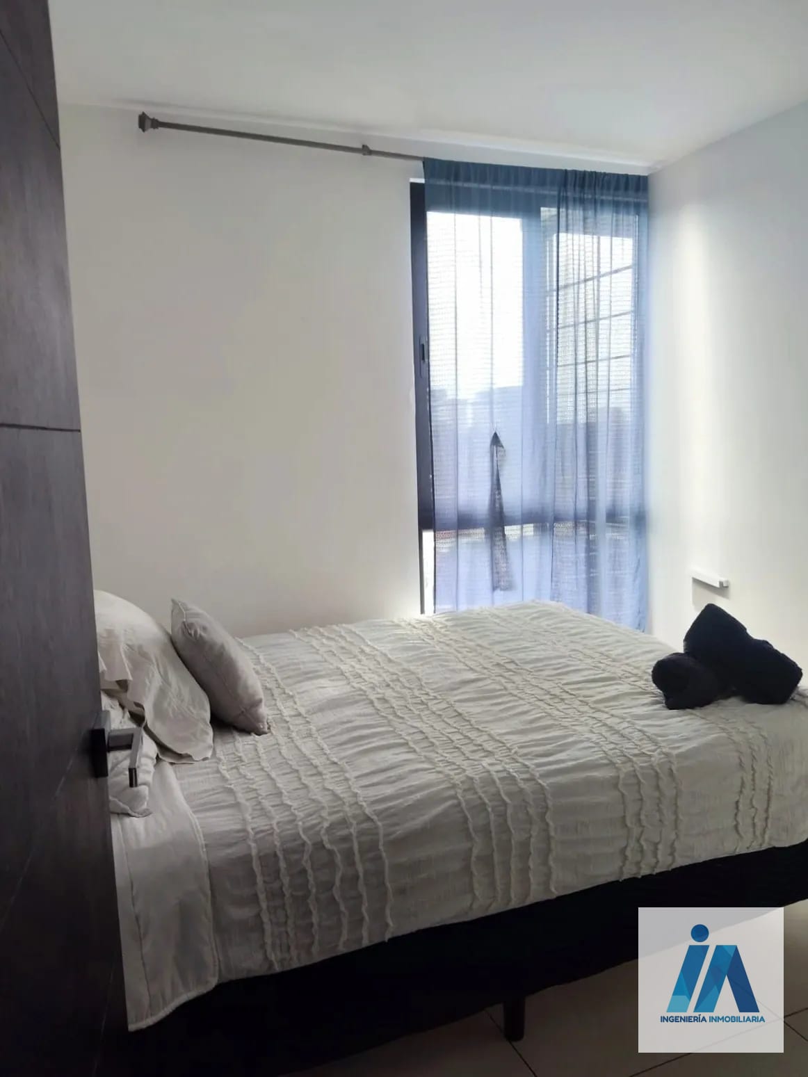 APARTAMENTO AMUEBLADO EN ALQUILER📍Edificio Be14 / La Villa, Zona 14 — Apartamento en Alquiler en Zona 14, Guatemala, Ciudad — foto 6 de 14