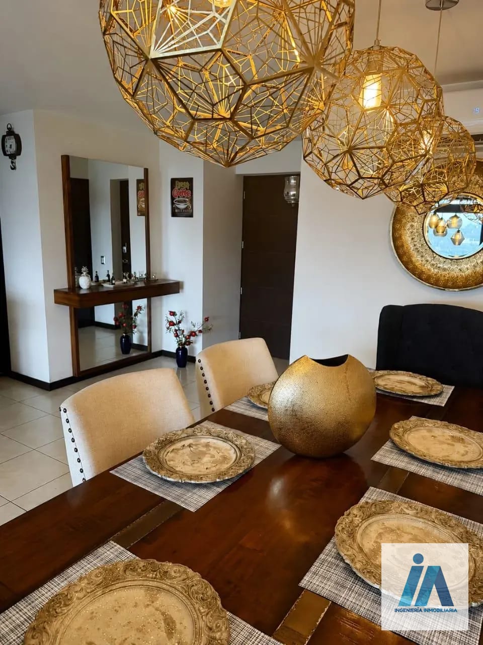 APARTAMENTO AMUEBLADO EN VENTA 📍 Edificio Mirage, Zona 11 — Apartamento en Venta en Zona 11, Guatemala, Ciudad — foto 5 de 12