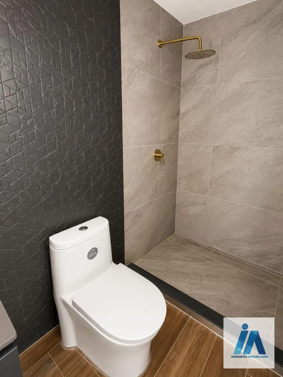 APARTAMENTO EN ALQUILER 📍 Edificio Atarah, Zona 10 — Apartamento en Alquiler en Zona 10, Guatemala, Ciudad — foto 6 de 7