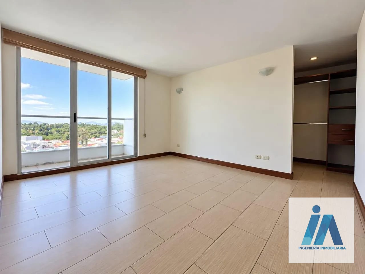 APARTAMENTO EN ALQUILER 📍 Edificio Condado La Villa, Zona 14 — Apartamento en Alquiler en Zona 14, Guatemala, Ciudad — foto 5 de 17
