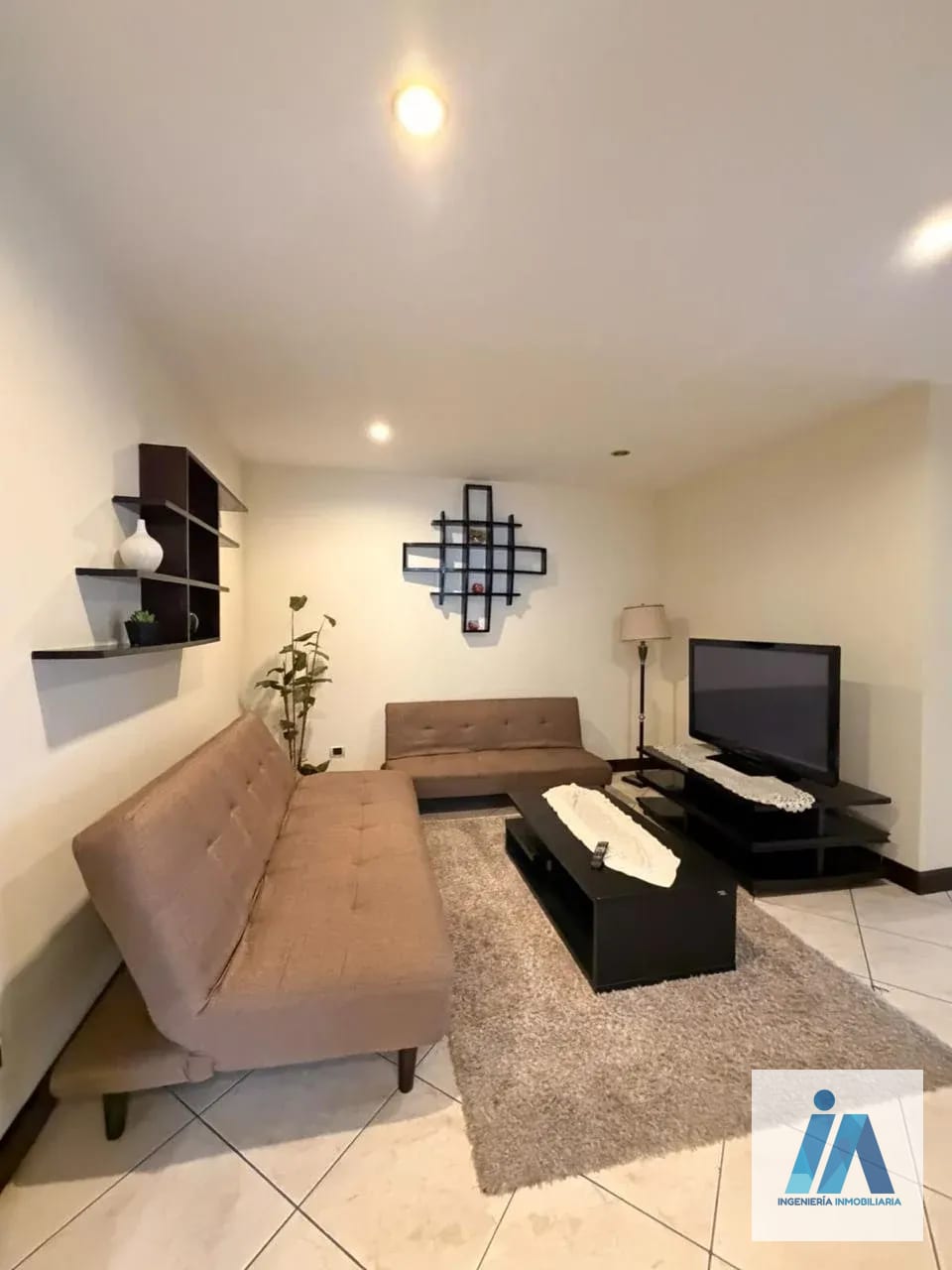 APARTAMENTO AMUEBLADO EN ALQUILER 📍 Edificio Milenia, zona 10 — Apartamento en Alquiler en Zona 10, Guatemala, Ciudad — foto 5 de 12