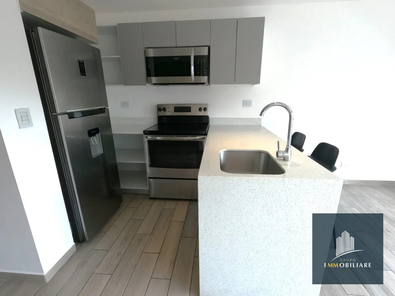 🏙️Vive Donde Trabajas: Apartamento en Zona 10 de un dormitorio ⏱️ — Apartamento en Venta en Parque 10, Zona 10, Guatemala, Ciudad — foto 5 de 17