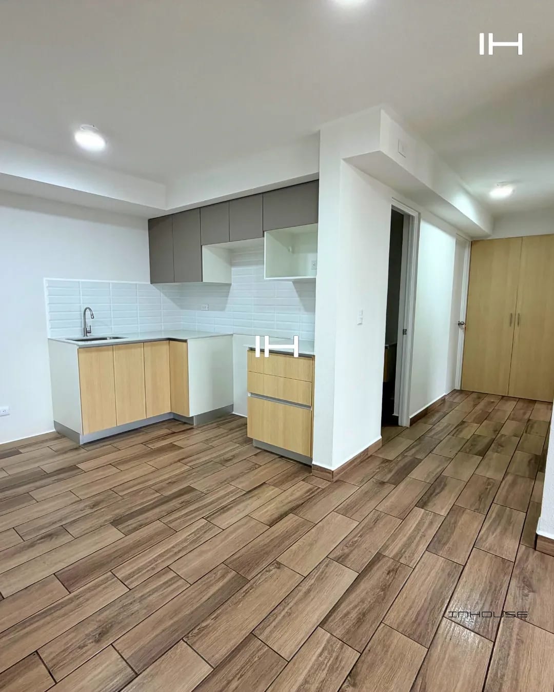APARTAMENTO EN RENTA EN ZONA 16 CON BALCÓN EN NIVEL ALTO PARA ESTRENAR — Apartamento en Alquiler en Lares 16, Zona 16, Guatemala, Ciudad — foto 2 de 10